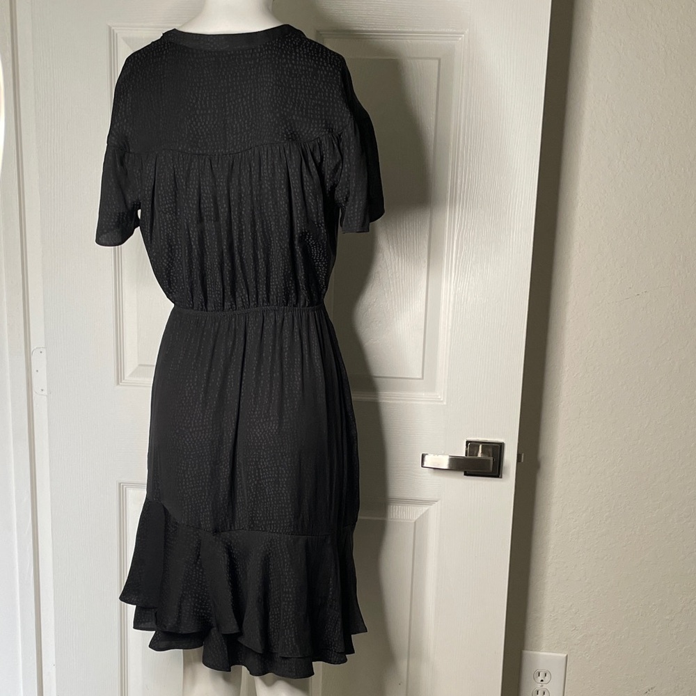 Simply Vera Vera Wang Dotted Short Sleeve Ruffle Midi Dress